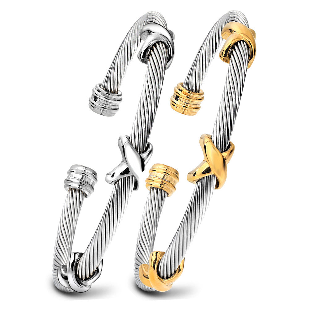 Cable Twist Cuff