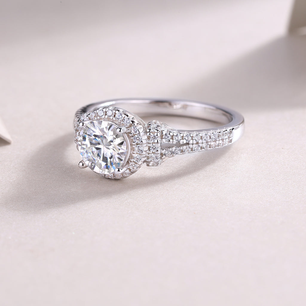 One-Carat Solitaire Band