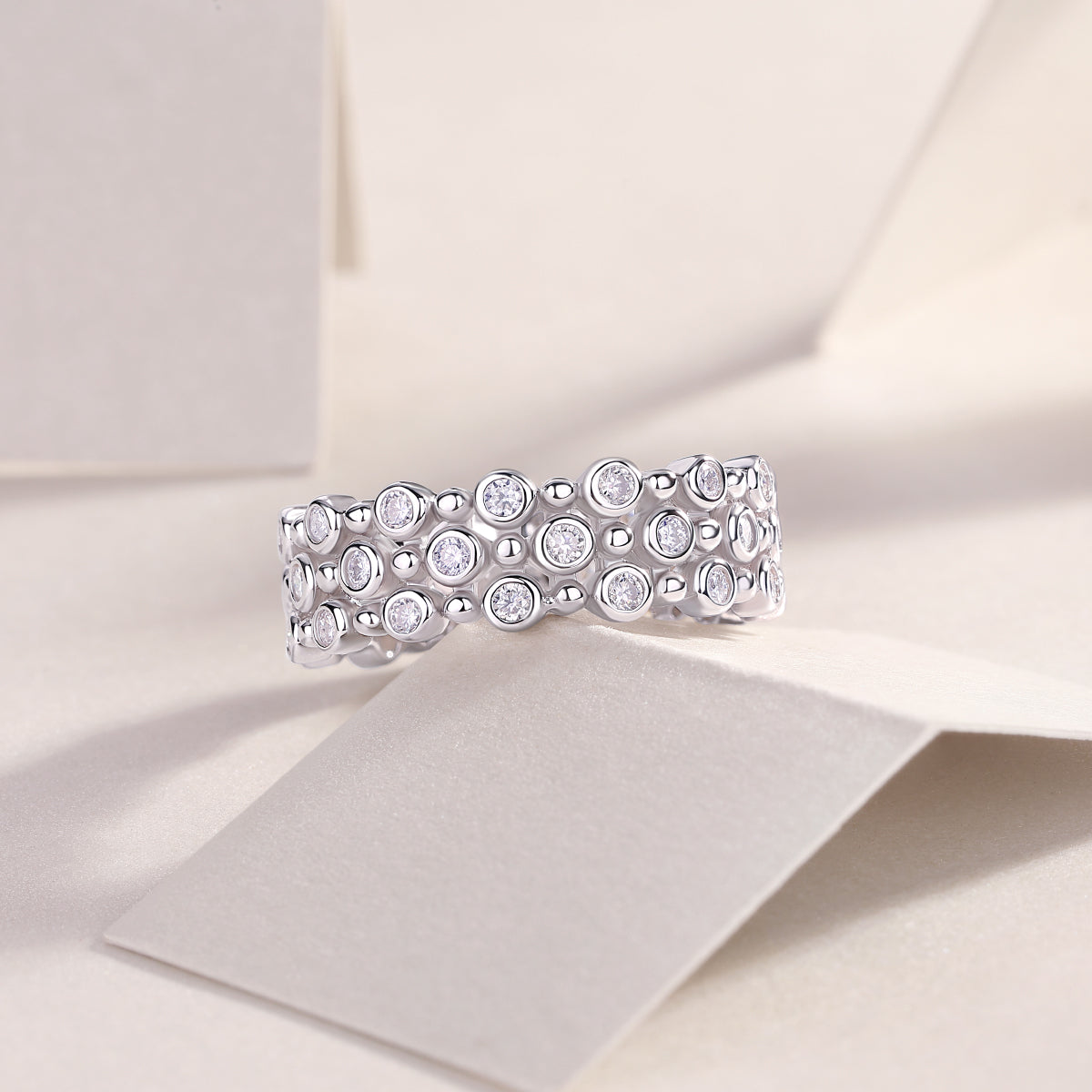 Filigree Wide Band