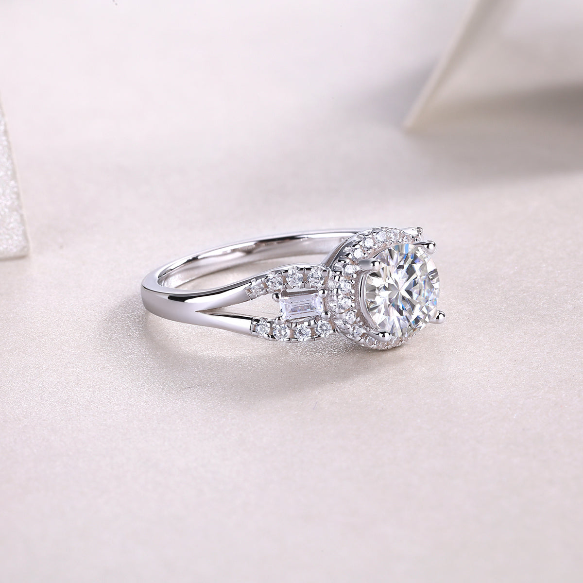 Classic One-Carat Band