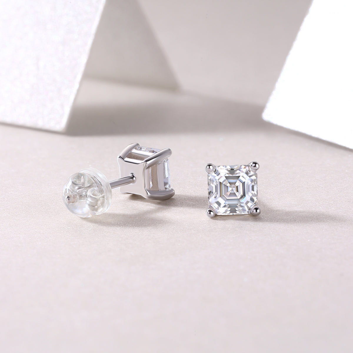 Unrestrained Square Pendant