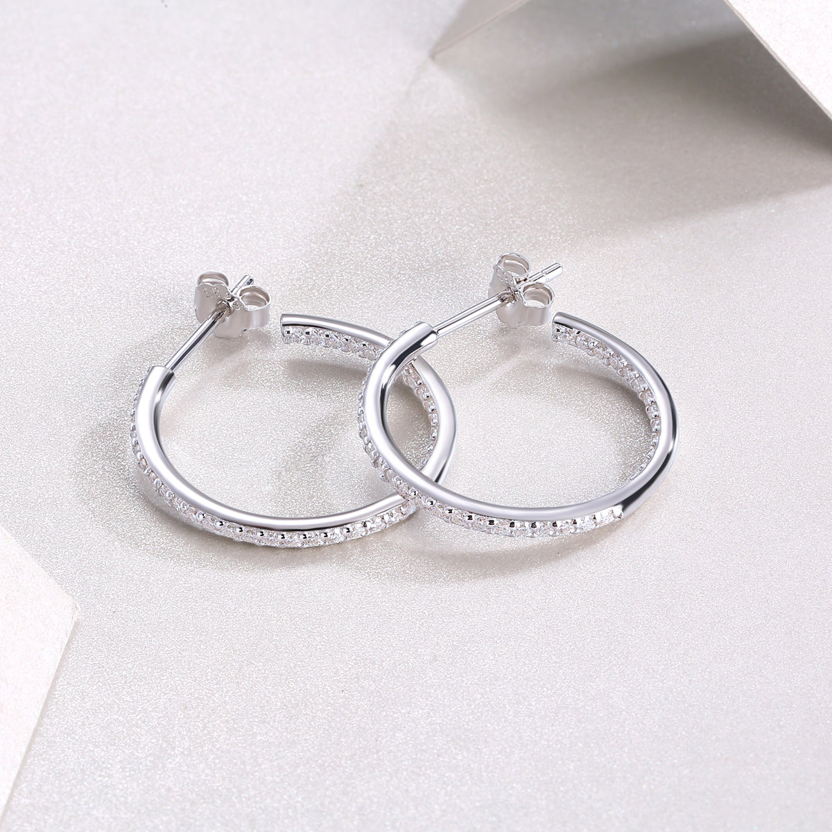 Ribbon Square Studs