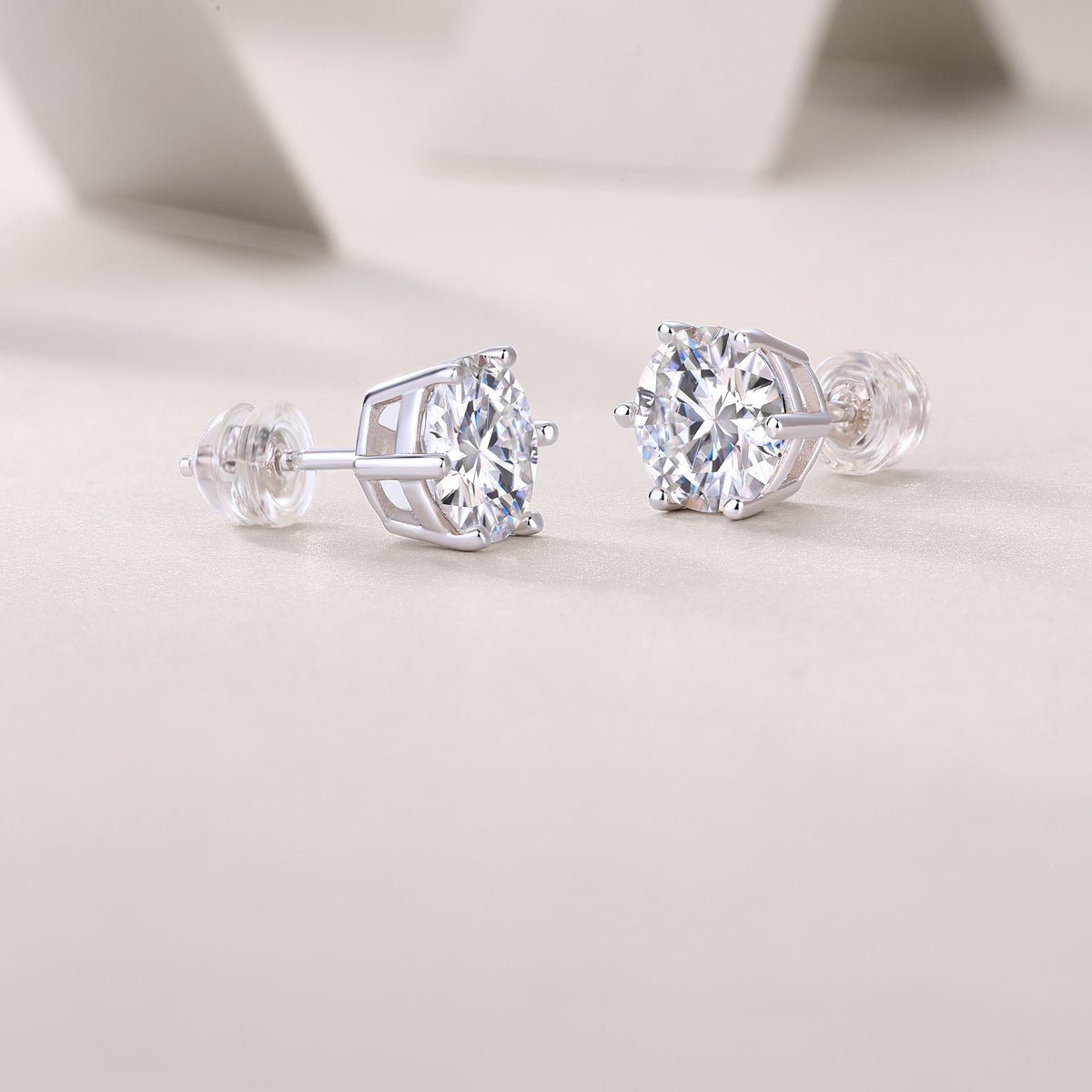 Round Solitaire Studs