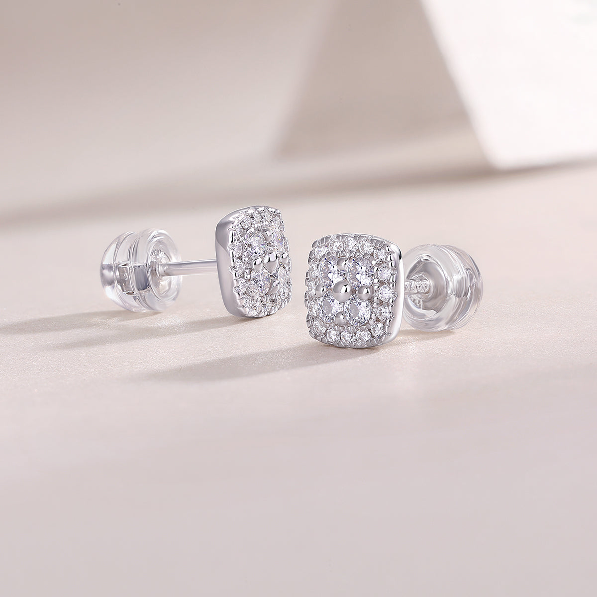 Fog Sea Studs