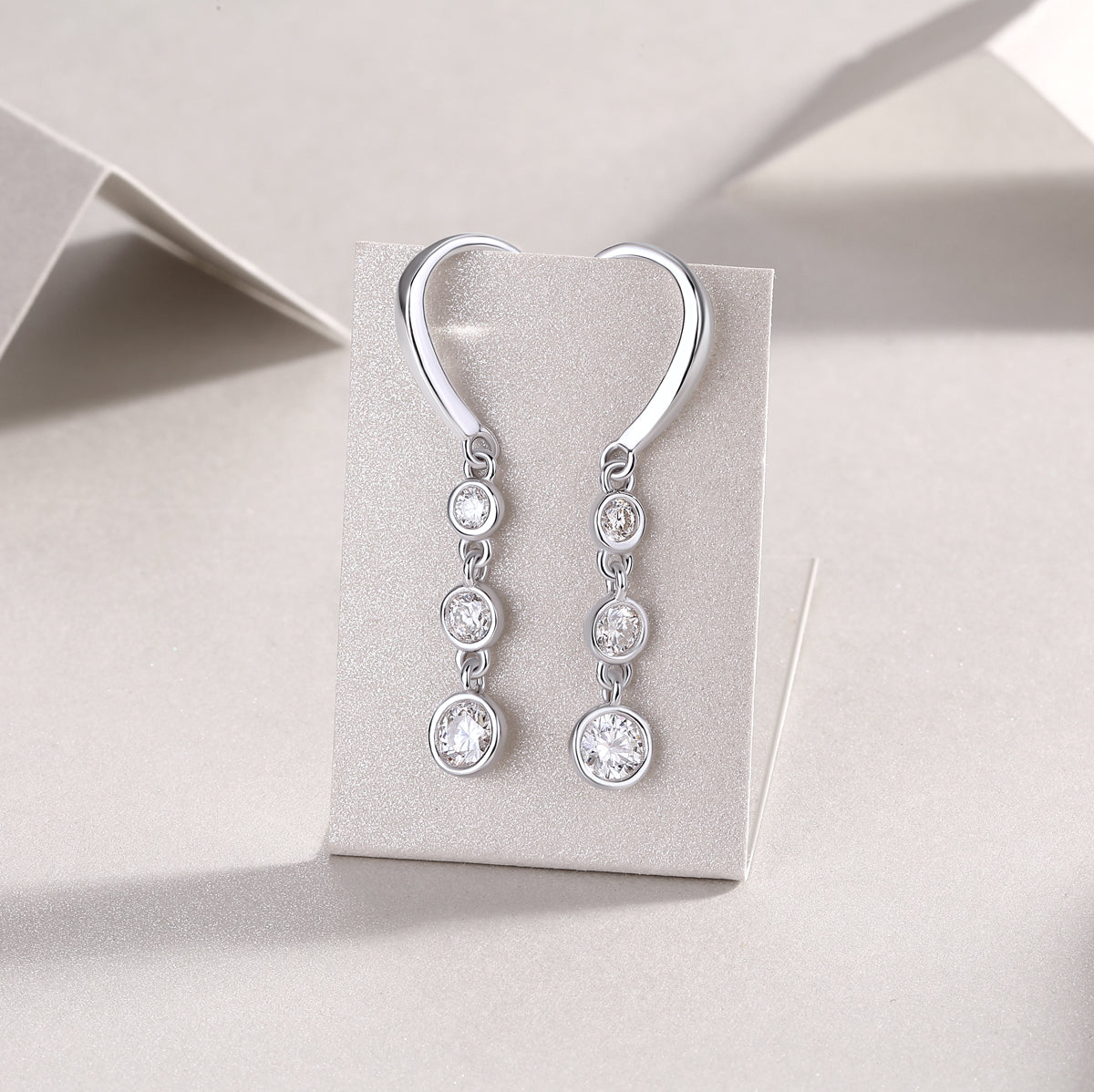 Graduated Bezel Drops