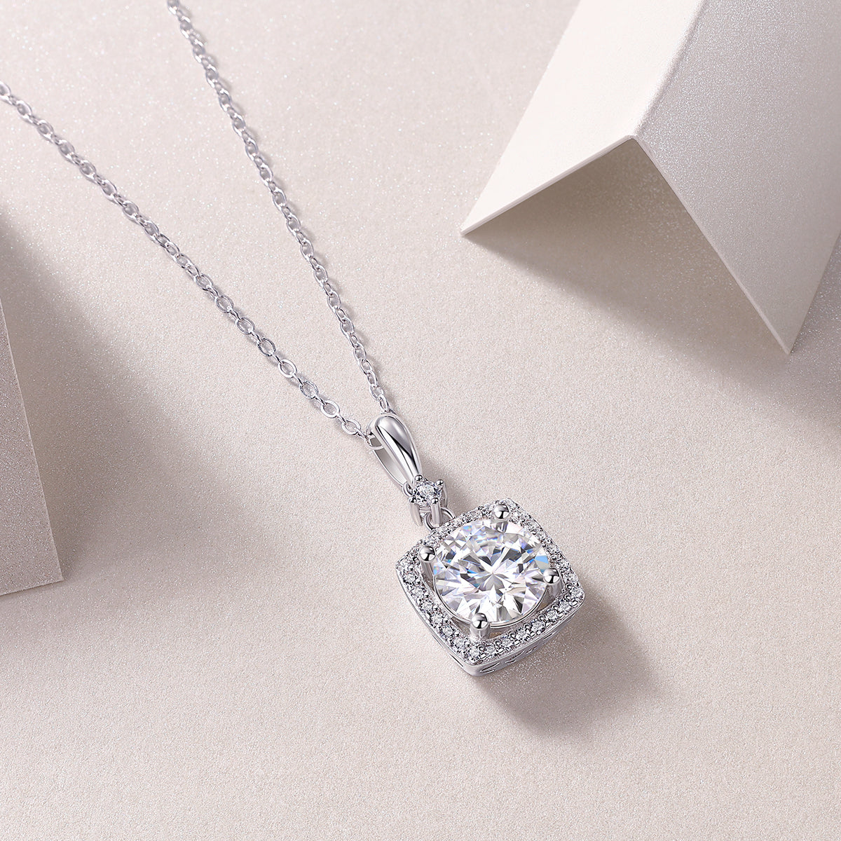 Cushion Halo Pendant