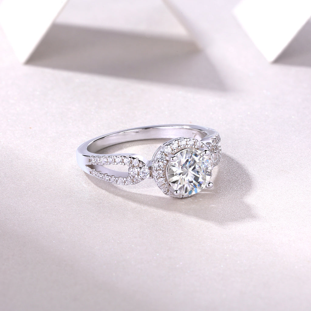Wide One-Carat Band