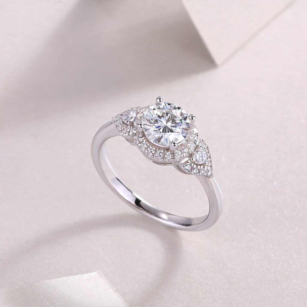 Trio Cluster Ring
