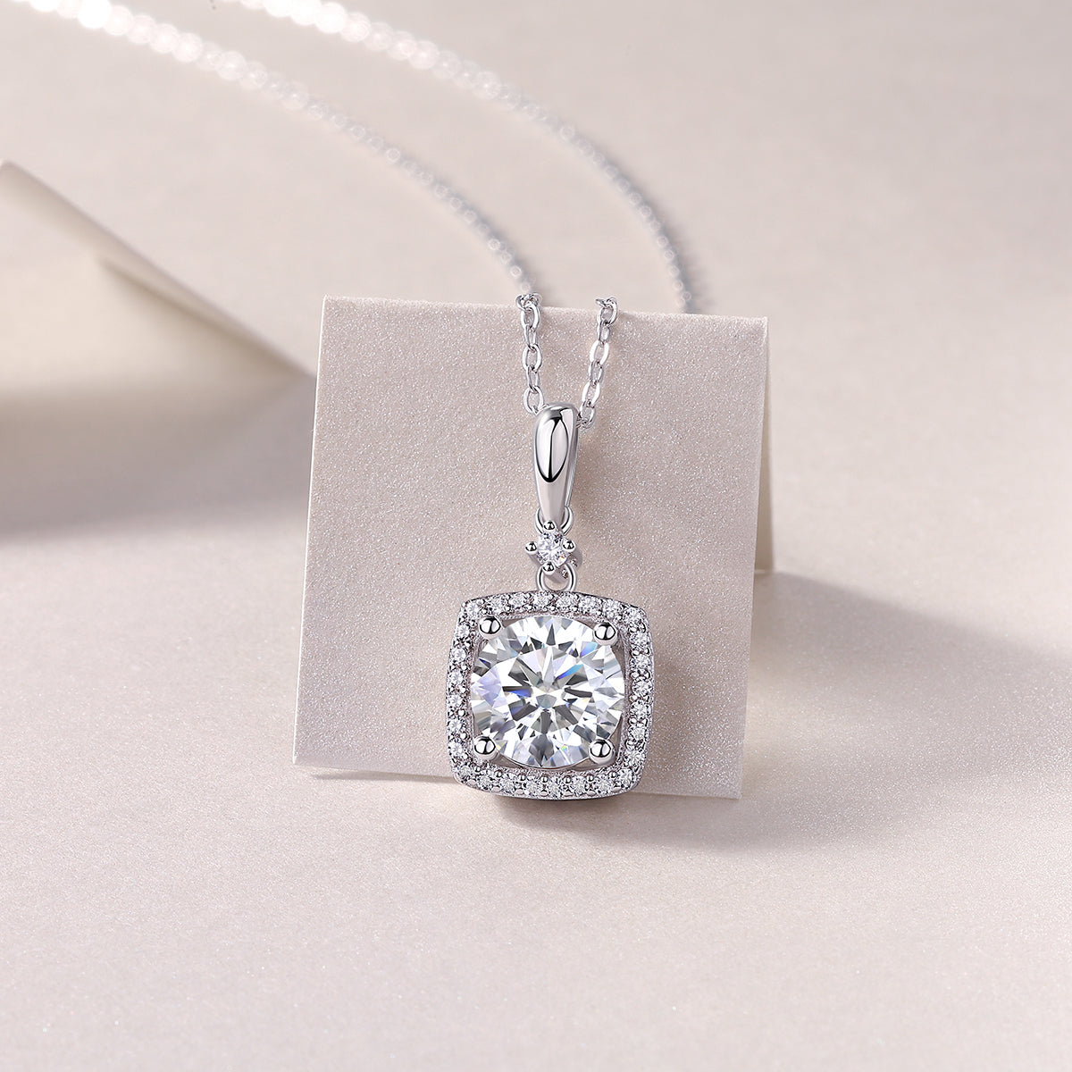 Cushion Halo Pendant